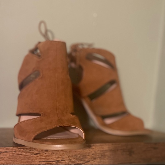 Mix No.6 - Itieli - Size 8 - Picture 2 of 2